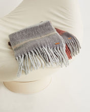 Load image into Gallery viewer, Yerse Patel soft striped scarf Grey
