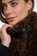 Load image into Gallery viewer, Rino &amp; Pelle Ambra faux fur jacket Brown Leopard
