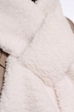 Load image into Gallery viewer, Rino &amp; Pelle Asho teddy scarf Birch
