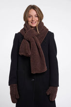 Load image into Gallery viewer, Rino &amp; Pelle Asho teddy scarf Coffee Roast
