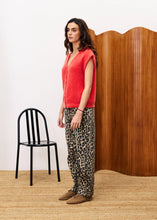 Load image into Gallery viewer, FRNCH Kukicha Vneck button through knit vest Rouge
