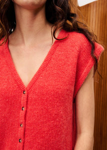 FRNCH Kukicha Vneck button through knit vest Rouge