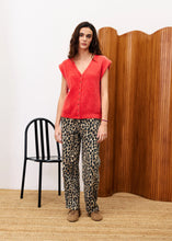 Load image into Gallery viewer, FRNCH Kukicha Vneck button through knit vest Rouge
