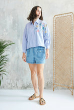 Load image into Gallery viewer, Chico Soleil Mani contrast embroidered shirt Blue Multi
