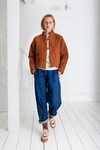 Load image into Gallery viewer, Bonté Dillis corduroy quilted jacket Cinammon
