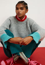 Load image into Gallery viewer, Dr.Bloom Serpentine highlight jumper Grey
