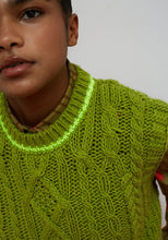 Load image into Gallery viewer, Dr. Bloom Nest vest Pistachio
