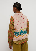 Load image into Gallery viewer, Dr Bloom Jumpy intarsia knit vest Nude
