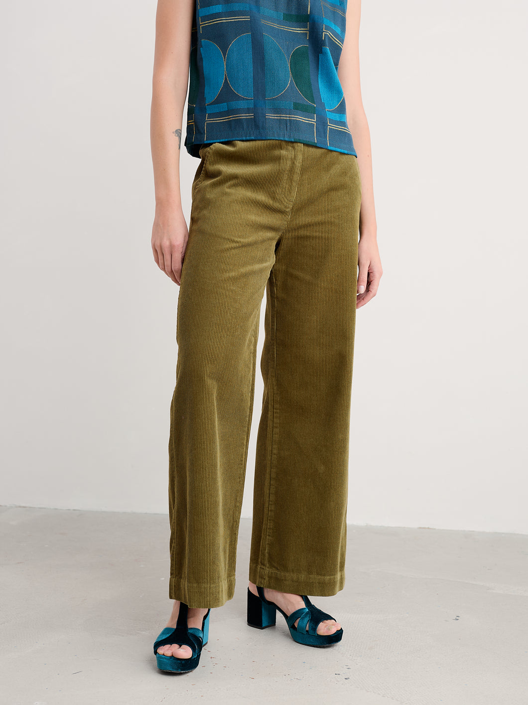 Seasalt Dilwyn wide leg cord trouser Bright Olive