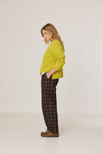 Load image into Gallery viewer, Indi &amp; Cold Easy style knit Apple
