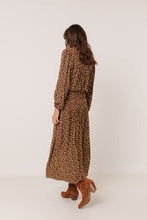 Load image into Gallery viewer, Indi &amp; Cold Shirred waist mini print skirt Chocolate
