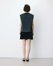 Load image into Gallery viewer, Grace &amp; Mila Adagio tailored gilet Anthracite
