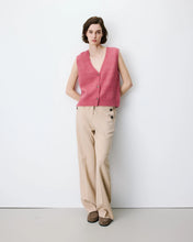 Load image into Gallery viewer, Grace &amp; Mila Nars knit waistcoat Blush
