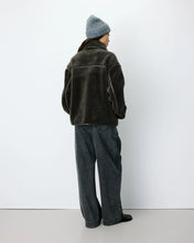 Load image into Gallery viewer, Grace &amp; Mila Amelio faux fur coat with oversized button Khaki
