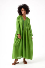 Load image into Gallery viewer, Chico Soleil Zazie pintuck detail dress Peridot Green - CW CW 
