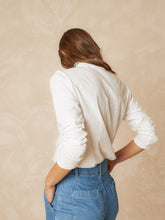 Load image into Gallery viewer, Indi &amp; Cold Scallop embroidered front shirt White
