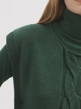 Load image into Gallery viewer, Nice Things Cable detail tank English Green
