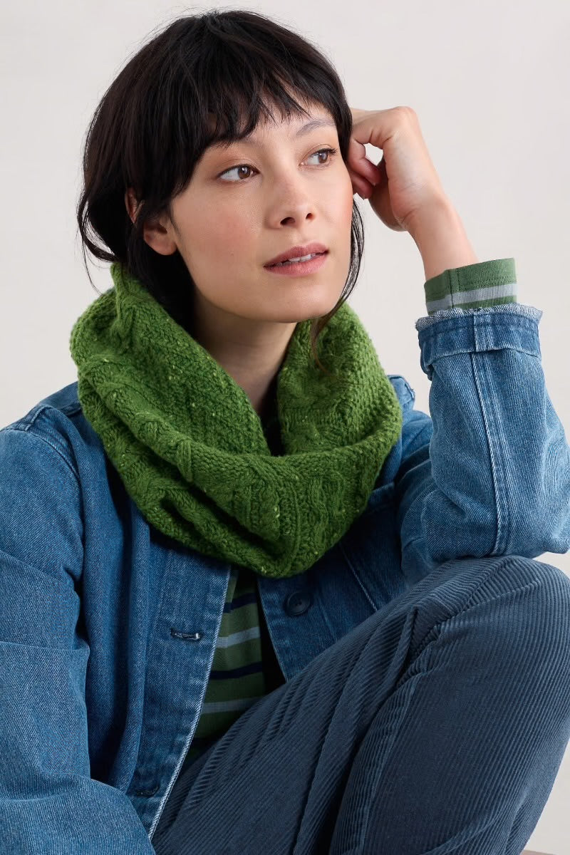 Seasalt Handweaver snood Grassland