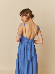 Indi & Cold strappy bow back maxi dress Azul