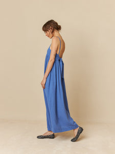 Indi & Cold strappy bow back maxi dress Azul