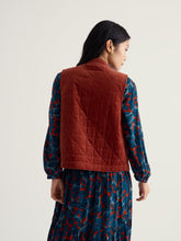 Load image into Gallery viewer, Seasalt Incoming tide gilet Dark Terracotta
