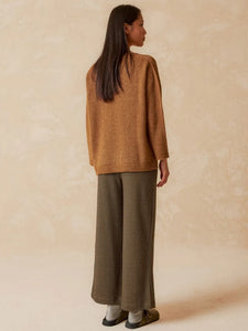 Indi & Cold Patch pocket sweater Camel