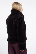 Load image into Gallery viewer, Rino &amp; Pelle Lambra short faux fur jacket Peated
