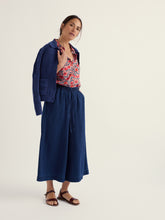 Load image into Gallery viewer, Seasalt Larissa cotton shirt Echinacea Stems Rosehip - CW CW 
