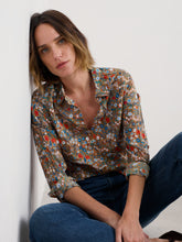 Load image into Gallery viewer, Seasalt Larissa shirt Still Life Basket
