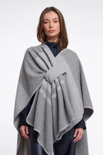 Load image into Gallery viewer, Rino &amp; Pelle Levi cape Light Grey Check

