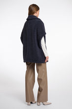 Load image into Gallery viewer, Rino &amp; Pelle Luca teddy fur cape Night Grey
