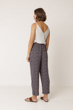 Load image into Gallery viewer, Indi &amp; Cold Flowy block print pant Navy - CW CW 
