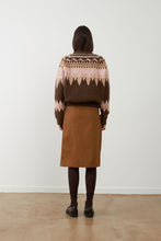 Load image into Gallery viewer, Orfeo Alistair zip front nordic jacquard cardigan Chocolate Rose
