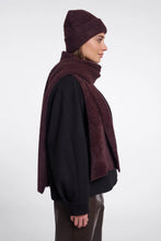 Load image into Gallery viewer, Rino &amp; Pelle Otus scarf Fudge Cloak

