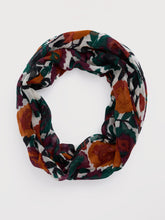 Load image into Gallery viewer, Seasalt Pretty circle scarf Figurative Floral Aran

