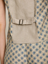 Load image into Gallery viewer, Skatïe Sun print and stripe waistcoat Natural/Blue
