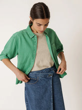 Load image into Gallery viewer, Indi &amp; Cold Combination loose fit shirt Green - CW CW 
