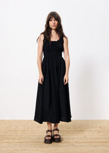 Load image into Gallery viewer, FRNCH Sanne smocked detail dress Noir
