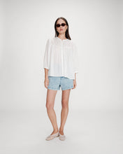 Load image into Gallery viewer, Grace &amp; Mila Vanille jacquard self stripe blouse Ivory - CW CW 
