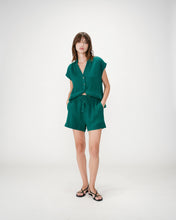 Load image into Gallery viewer, Grace &amp; Mila Wasabi crinkle shorts Emerald
