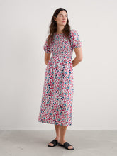 Load image into Gallery viewer, Seasalt Meadowsweet S/S dress Parasol Floral Chalk
