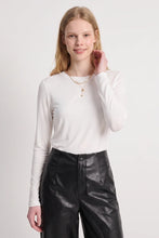 Load image into Gallery viewer, Artlove Mirea essential LS t shirt White
