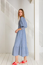 Load image into Gallery viewer, Bonté Troy geometric print shirred bodice and cuff dress Blue White
