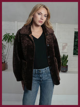 Load image into Gallery viewer, Nooki Tara reversible faux fur jacket Chocolate Leopard
