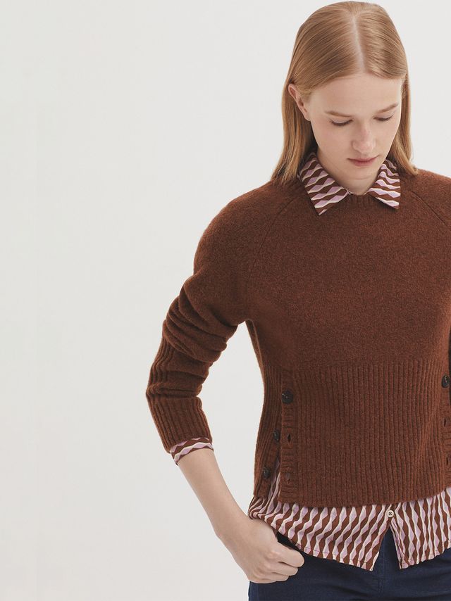 Nice Things Button detail short jumper Intense Camel