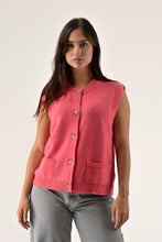 Load image into Gallery viewer, Orfeo Matt knit gilet with patch pocket Rose - CW CW 
