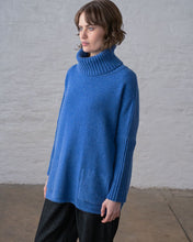 Load image into Gallery viewer, Bibico Adela oversized merino wool jumper River
