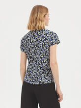 Load image into Gallery viewer, Nice Things Leaves crinkle print blouse Navy
