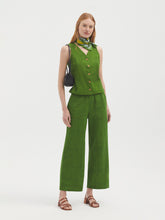 Load image into Gallery viewer, Nice Things Chambray waistcoat Grass Green
