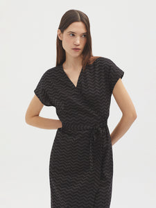 Nice Things Stitch fabric zig zag wrap dress Black